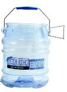 Enfriador de agua de plástico transparente con mango y logotipo azul.