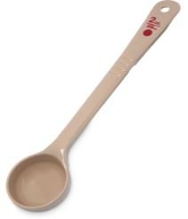 Cucharón de color beige con mango largo y marcas rojas.