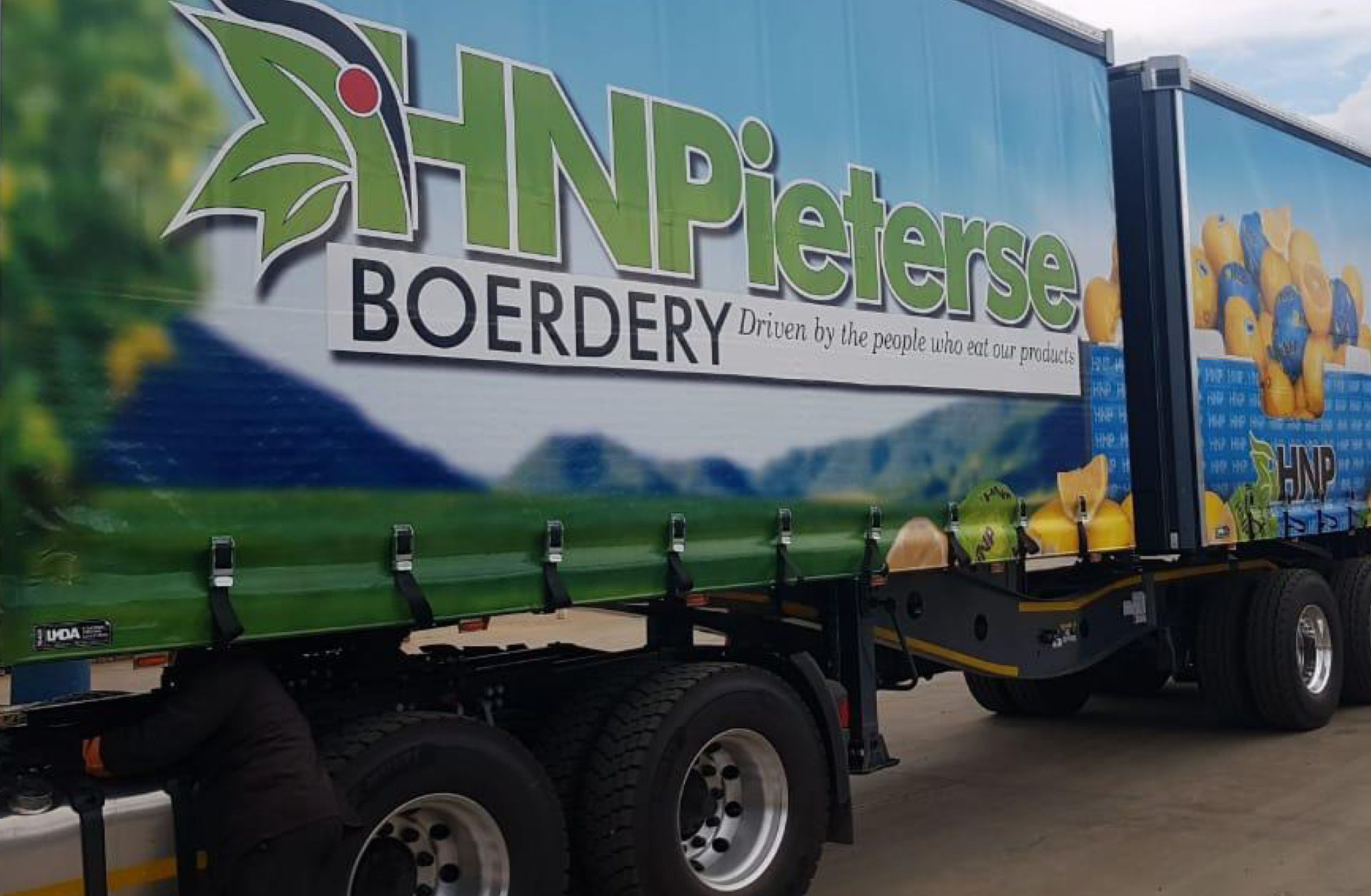 Trailer Curtain Security mesh - LKDA Drive