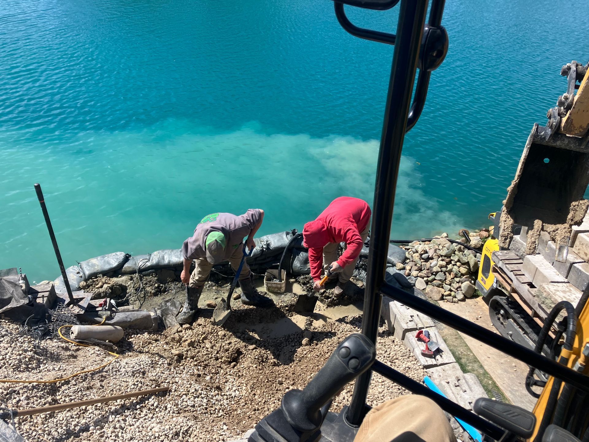 Lakeside retaining wall rebuild