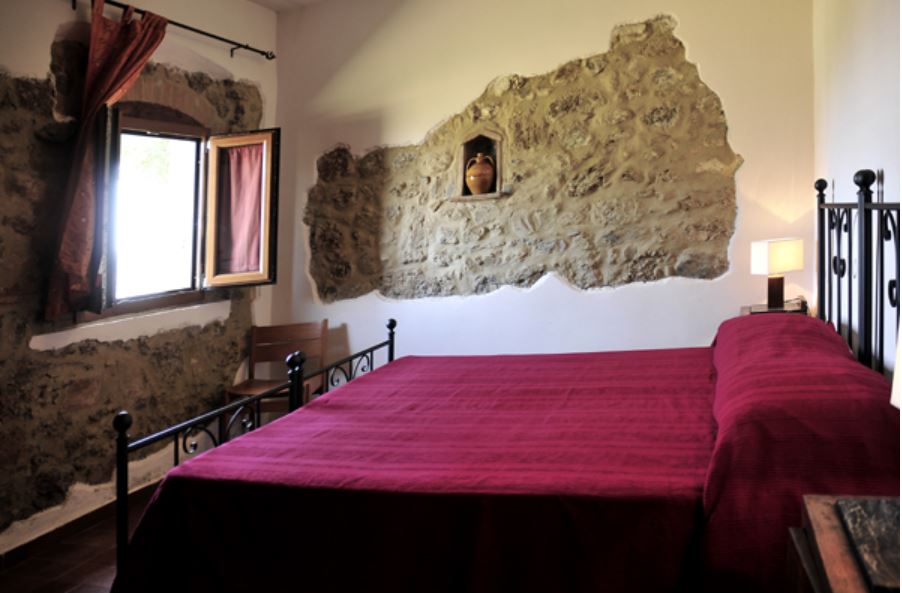 parete con sassi a vista