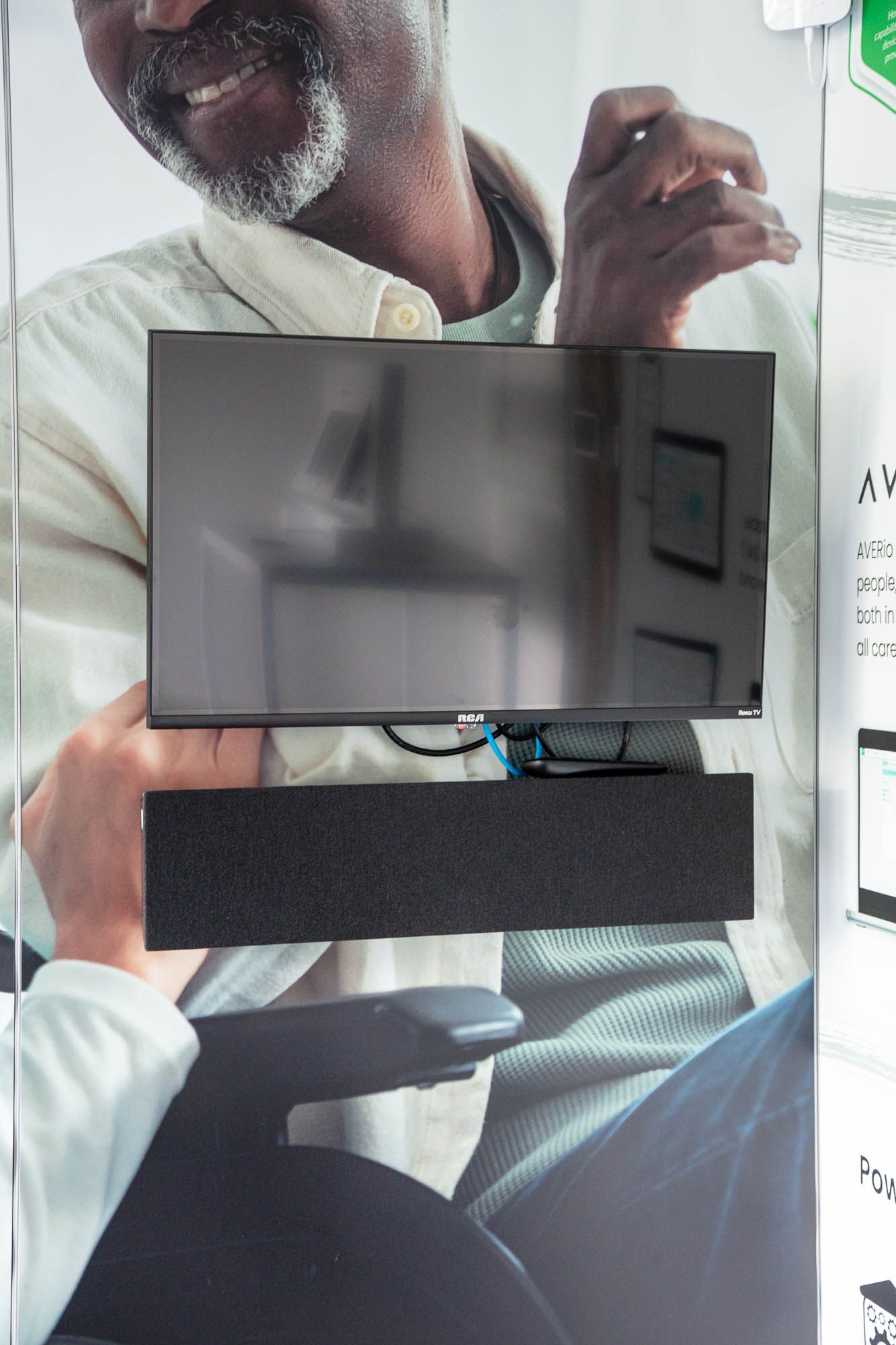 Photograph of Roku TV Display 32