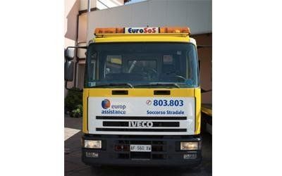 Carro attrezzi di fronte