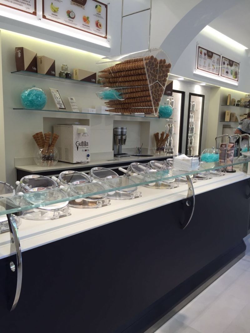 banchi e arredi per gelaterie