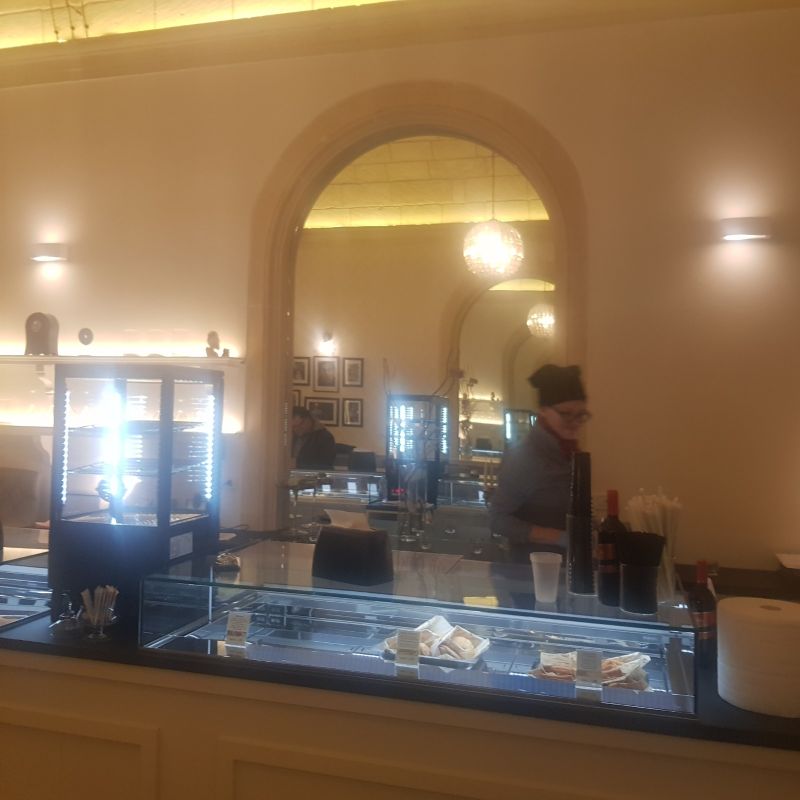 arredamenti e attrezzature arancineria siciliana