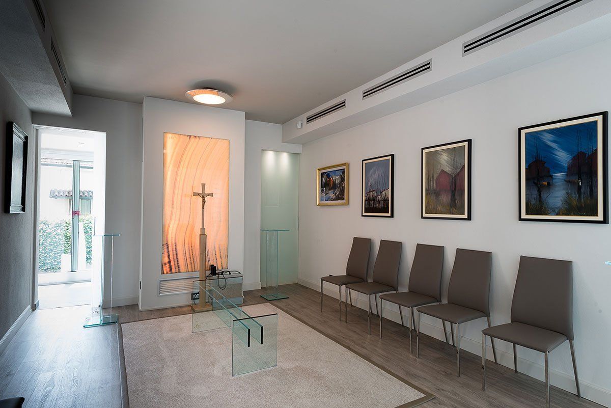 spazio della casa funeraria a Crema per rito religioso