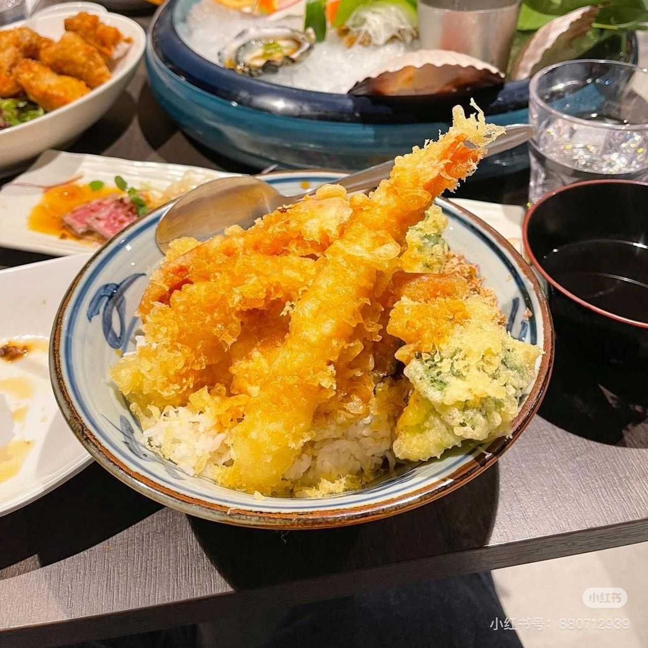 Maruichi tendon rice bowl with shrimp and vegetable tempura