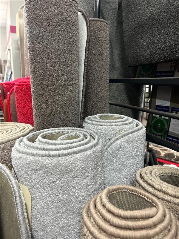 Overlocking Rugs — Flooring - Bundaberg Carpets and Vinyls