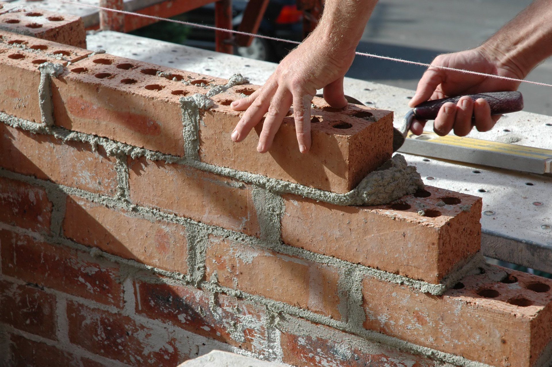 Bricklayer Building A Wall - Tamworth - Woods & Sons Bricklaying