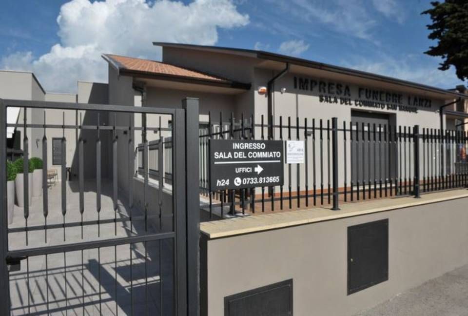 casa funeraria a Civitanova Marche