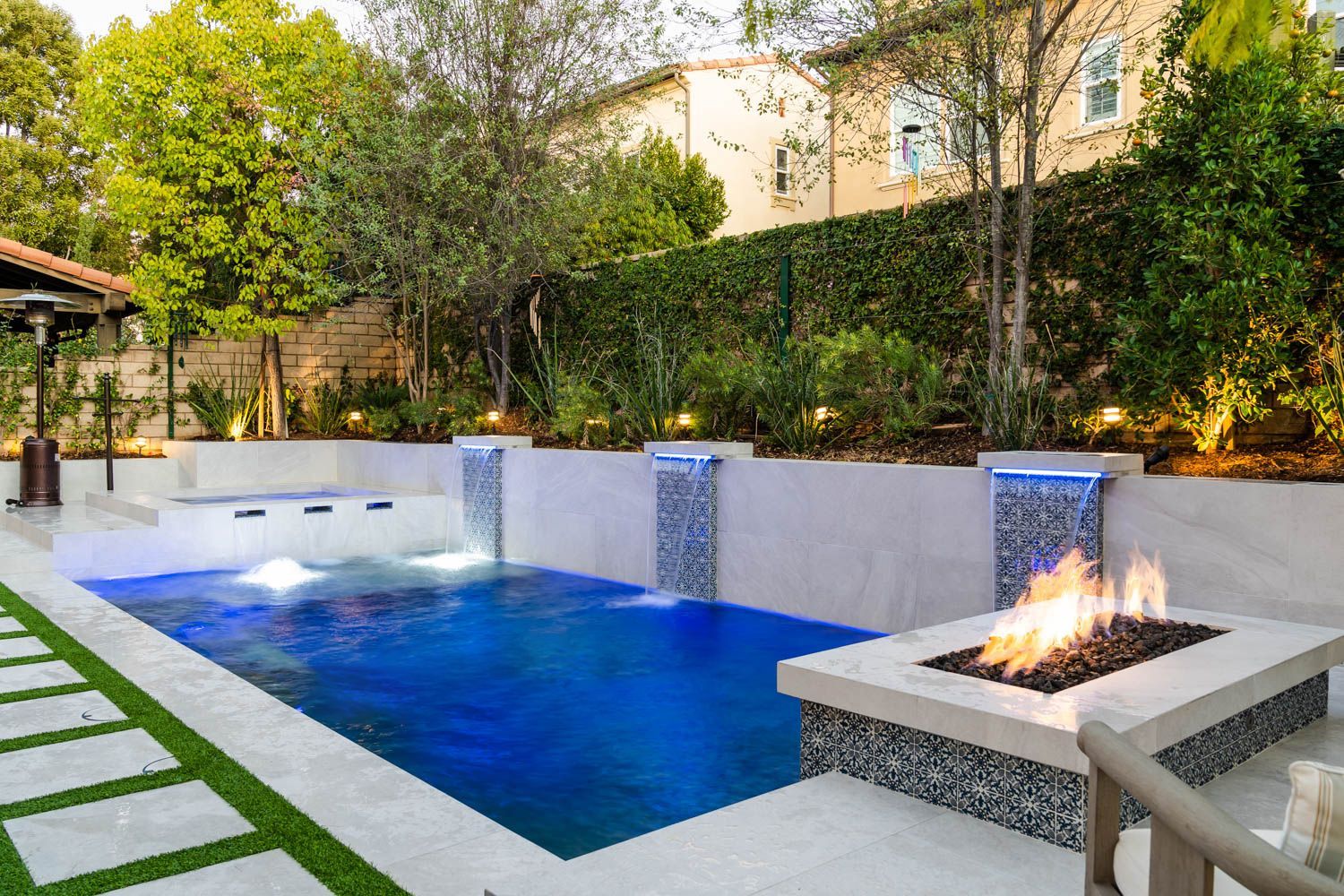 Pool Contractor project in Houston, TX - Example of custom pool 6 Pool Contractor project in Houston, TX - Example of custom pool 6