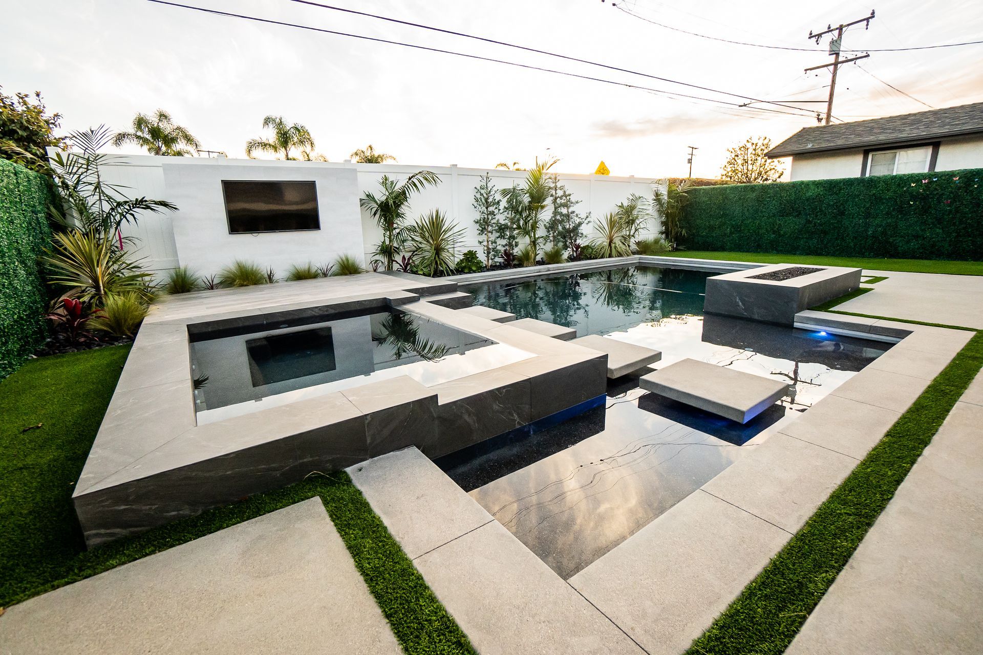 Pool Contractor project in Houston, TX - Example of custom pool 1 Pool Contractor project in Houston, TX - Example of custom pool 7