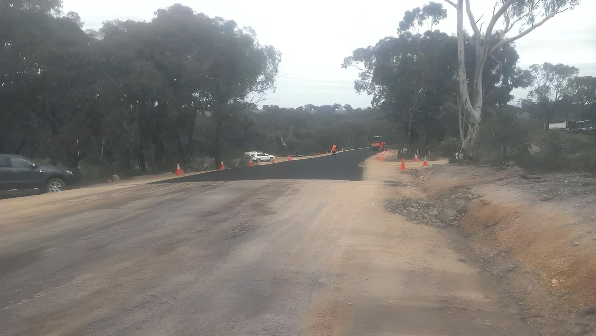 A Dirt Road With Trees on the Side of It — Hothams In Bathurst, NSW