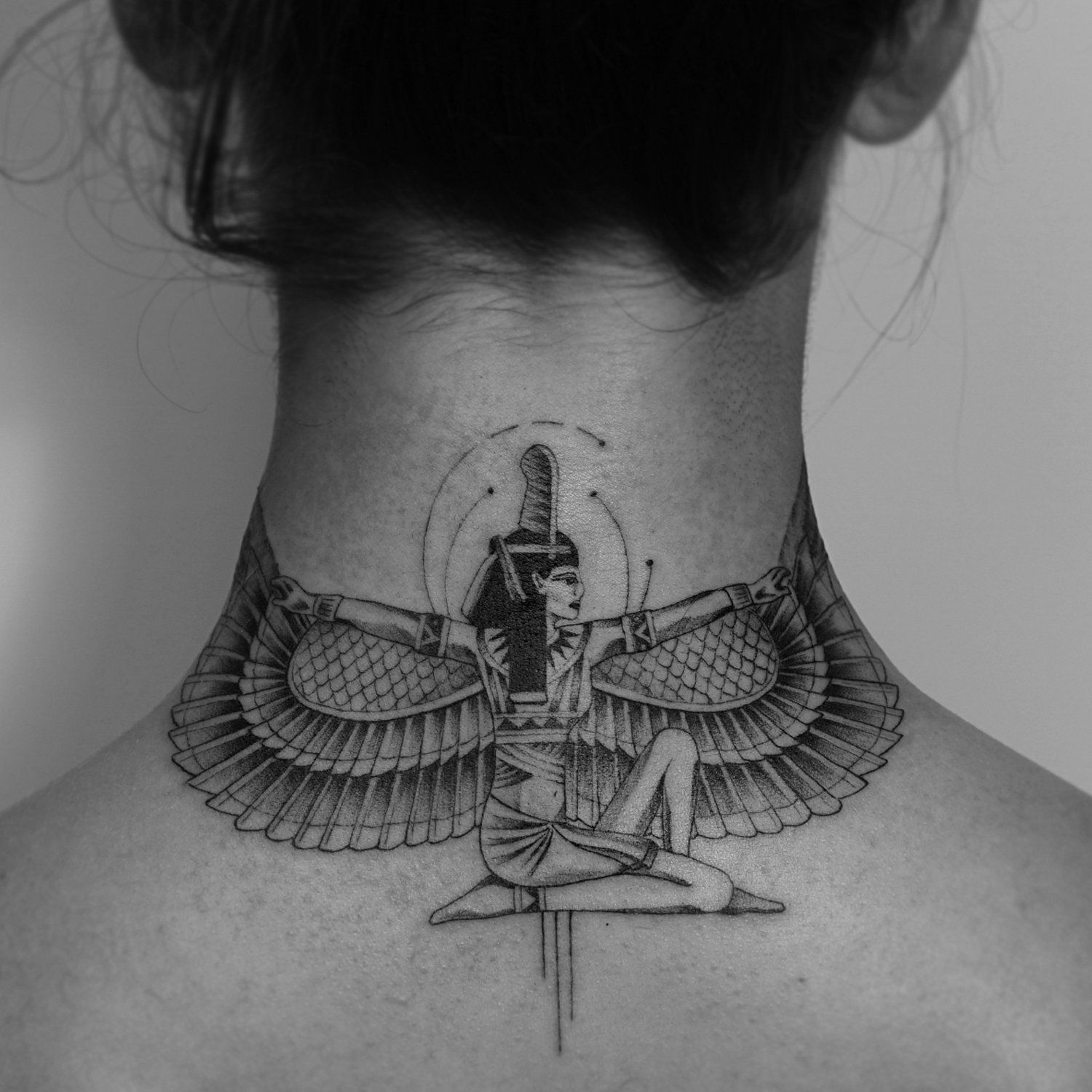 single needle tattoo, tattoo, fine line, black and grey, los angeles, female artist, donatella azygous, nefertiti, egypytian tattoo