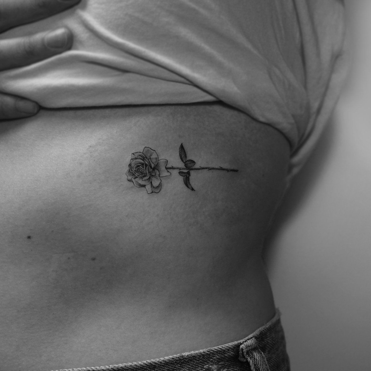 single needle tattoo, tattoo, fine line, black and grey, los angeles, female artist, donatella azygous, rose, rose tattoo