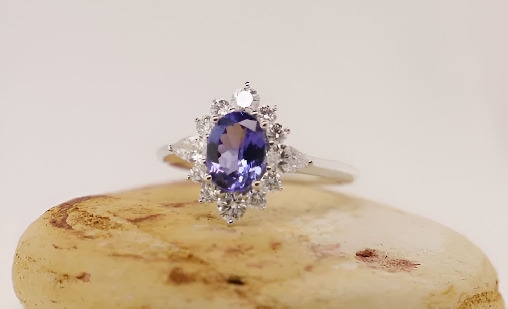 Oval Tanzanite Gemstone Ring — Chris Williams Retail & Manufacturing Jewellers in Wanguri, NT