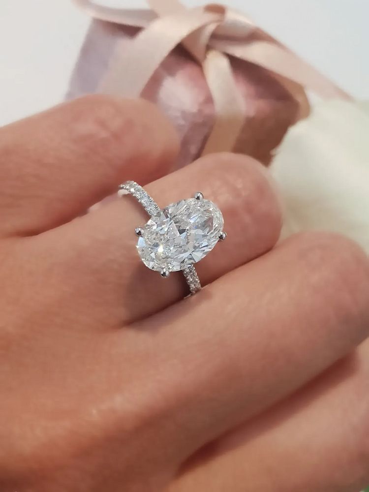 Diamond Ring and a Woman's Finger — Chris Williams Retail & Manufacturing Jewellers in Wanguri, NT