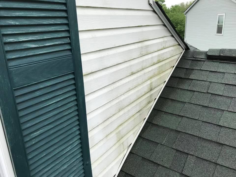 Home Siding And Roof Before Paint — Pataskala, OH — Ripley Painting