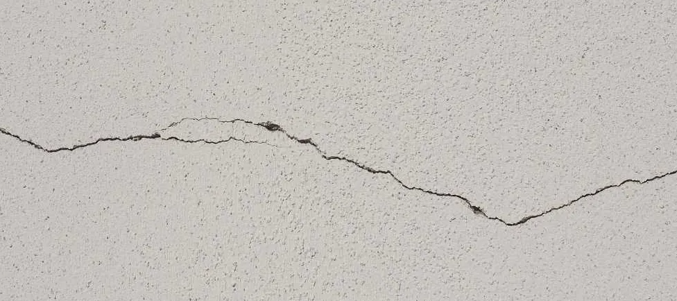 Wall Crack