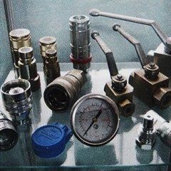 Innesti rapidi, rubinetti e manometri