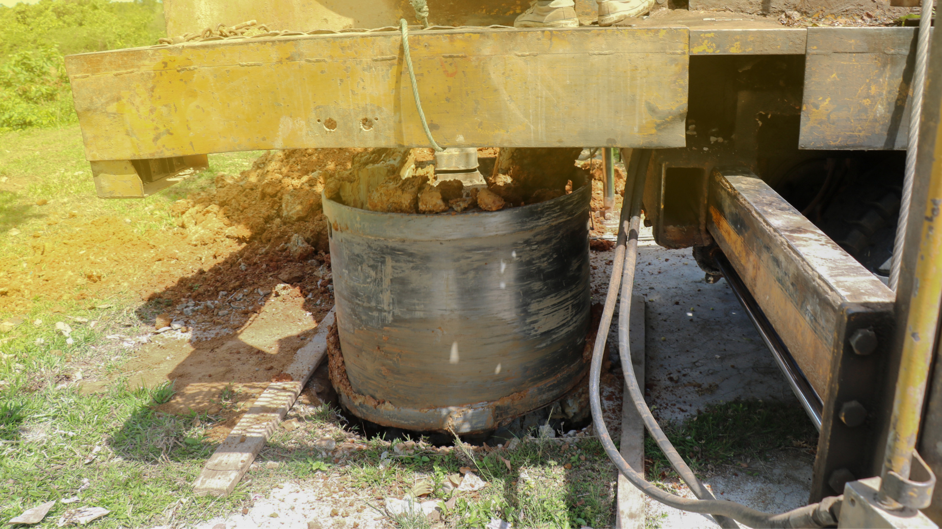 A person is holding a bunch of gauges in their hand.