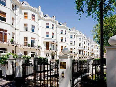 Stanhope Apart-hotel in Kensington by LSH Architects