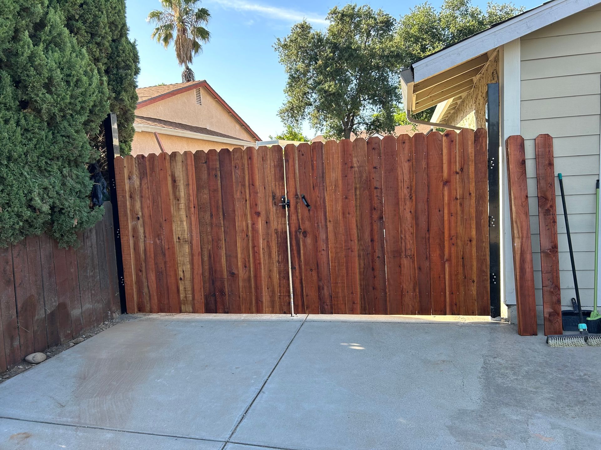 wood fence installation and repair
