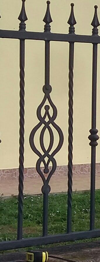 particolare cancello ferro