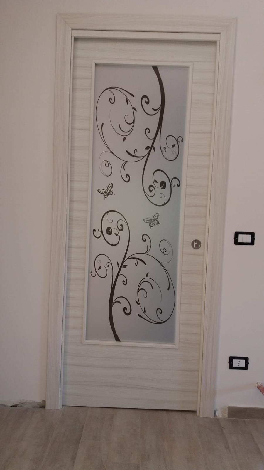 porte con vetro e laccate