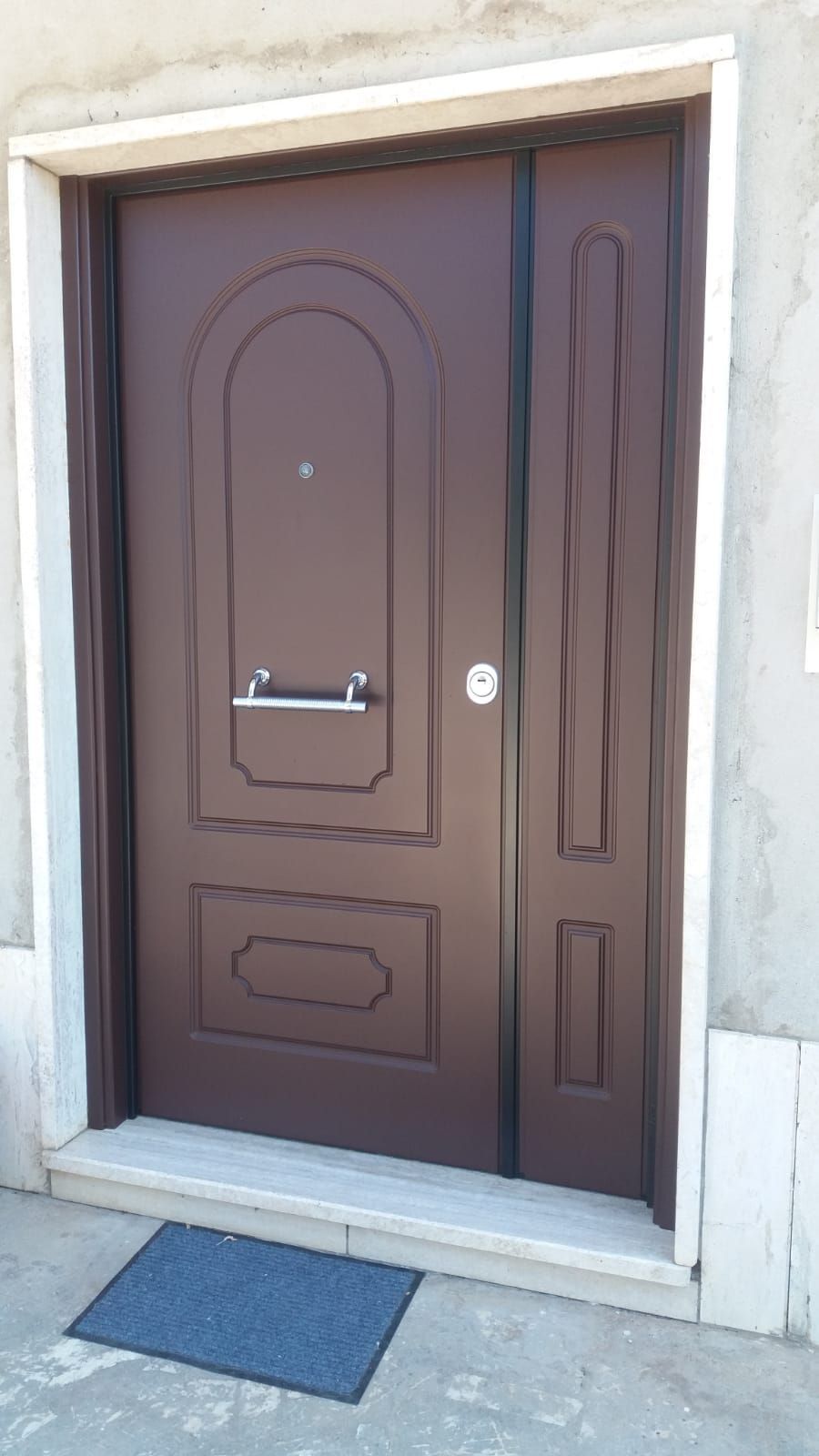 portoni blindati Cisterna di Latina