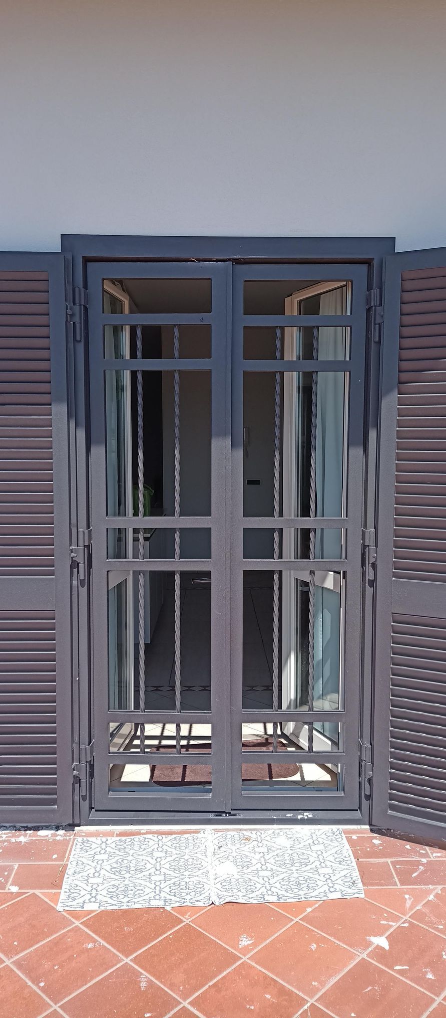 grate e persiane combinate