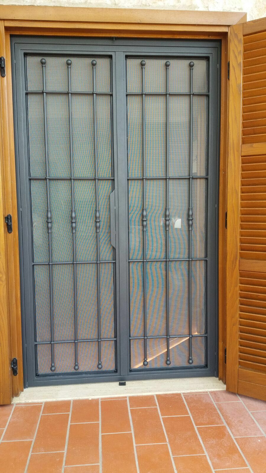 installazione grate Cisterna Latina