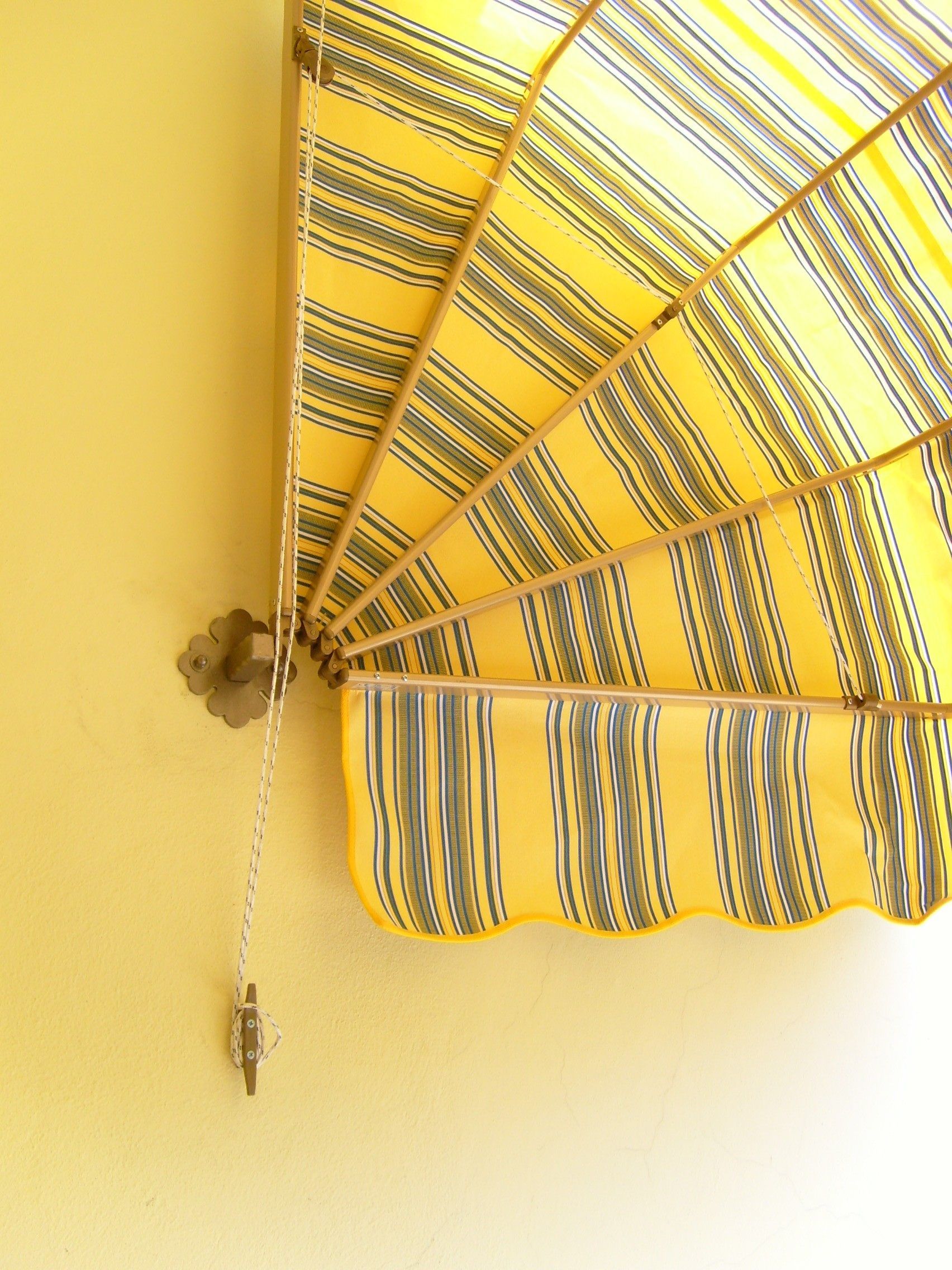 installazione tende da sole cappottina