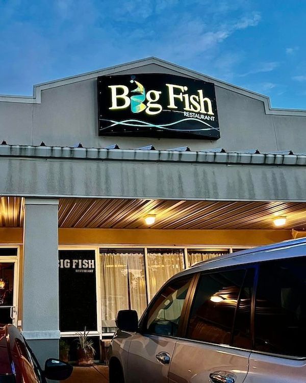 seafood at the beach in gulf shores