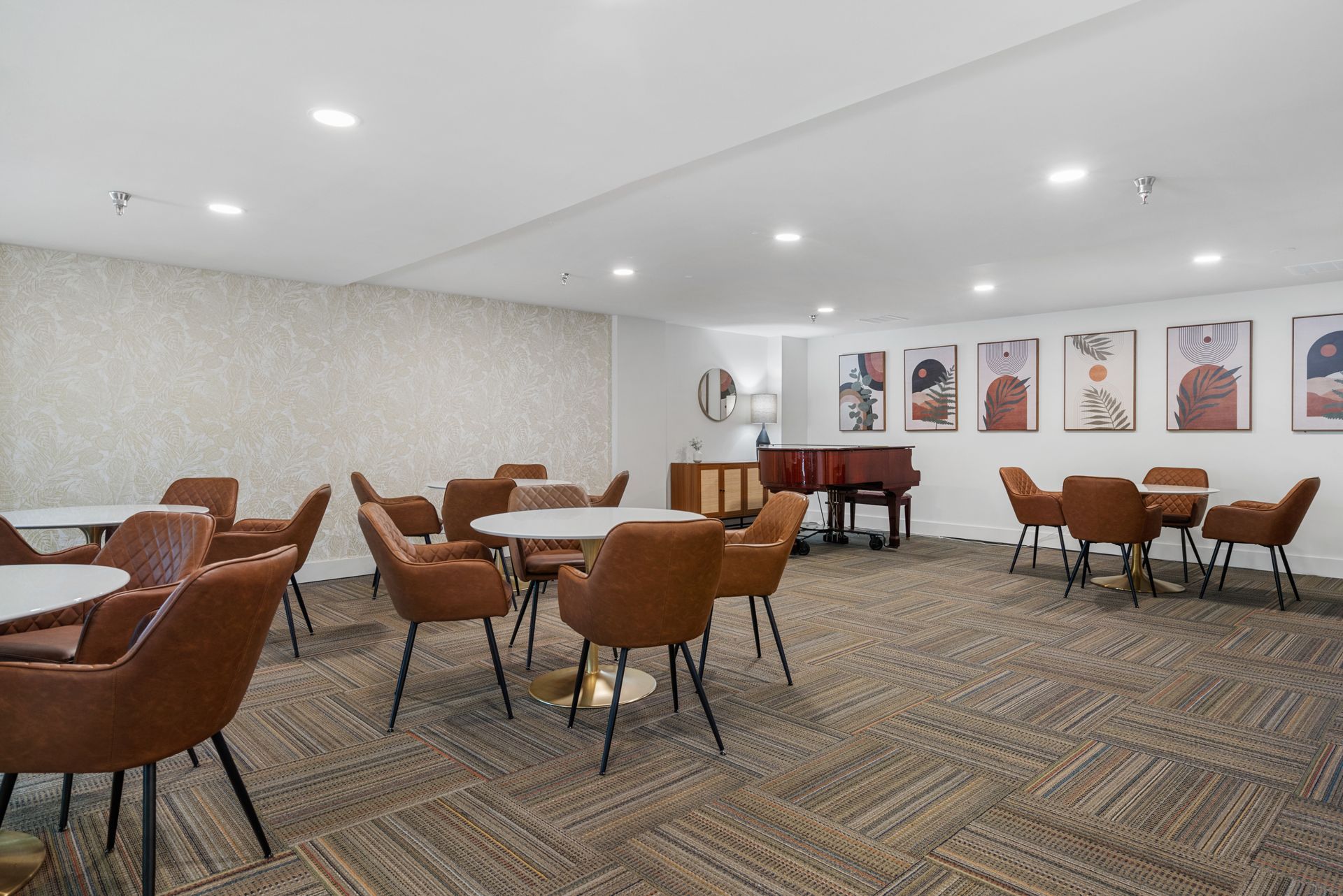 Community area at Clairmont Crest senior living apartments in Decatur, GA.