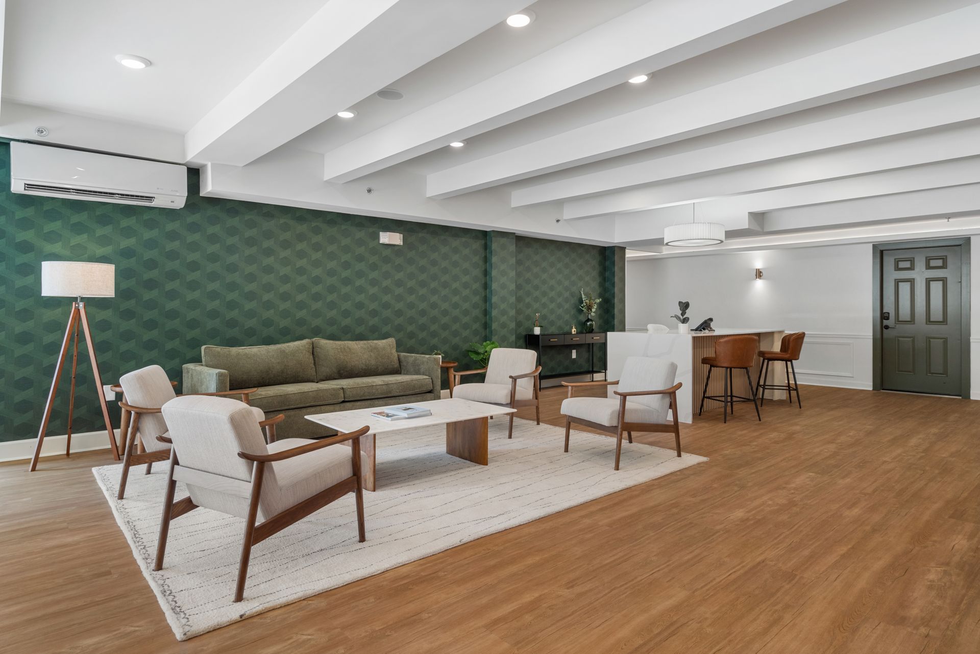 Community area at Clairmont Crest senior living apartments in Decatur, GA.