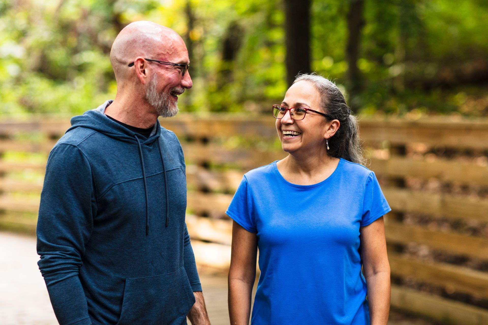 The exterior view of the front entrance of Clairmont Crest senior apartment community.