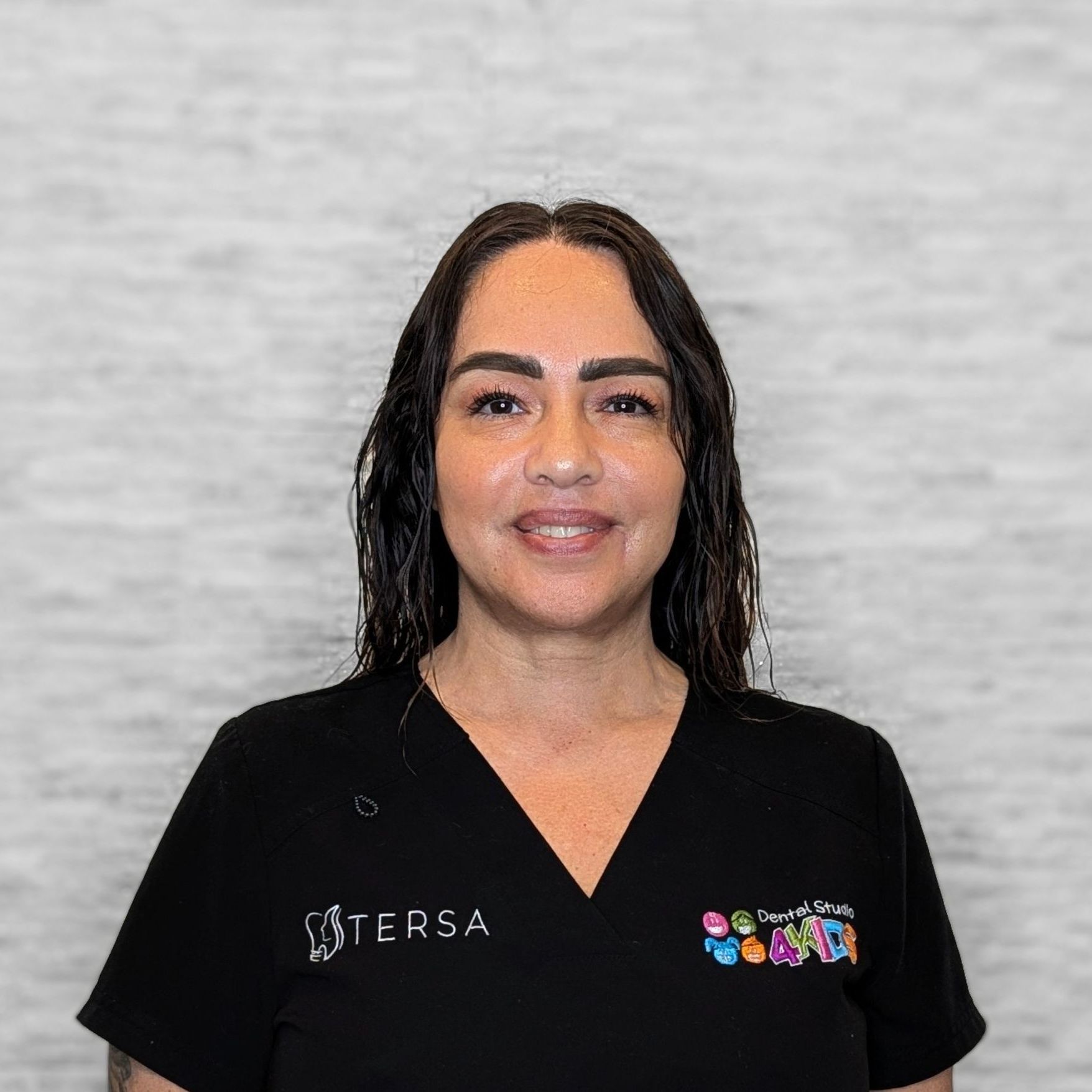 annie dental assistant staff photo