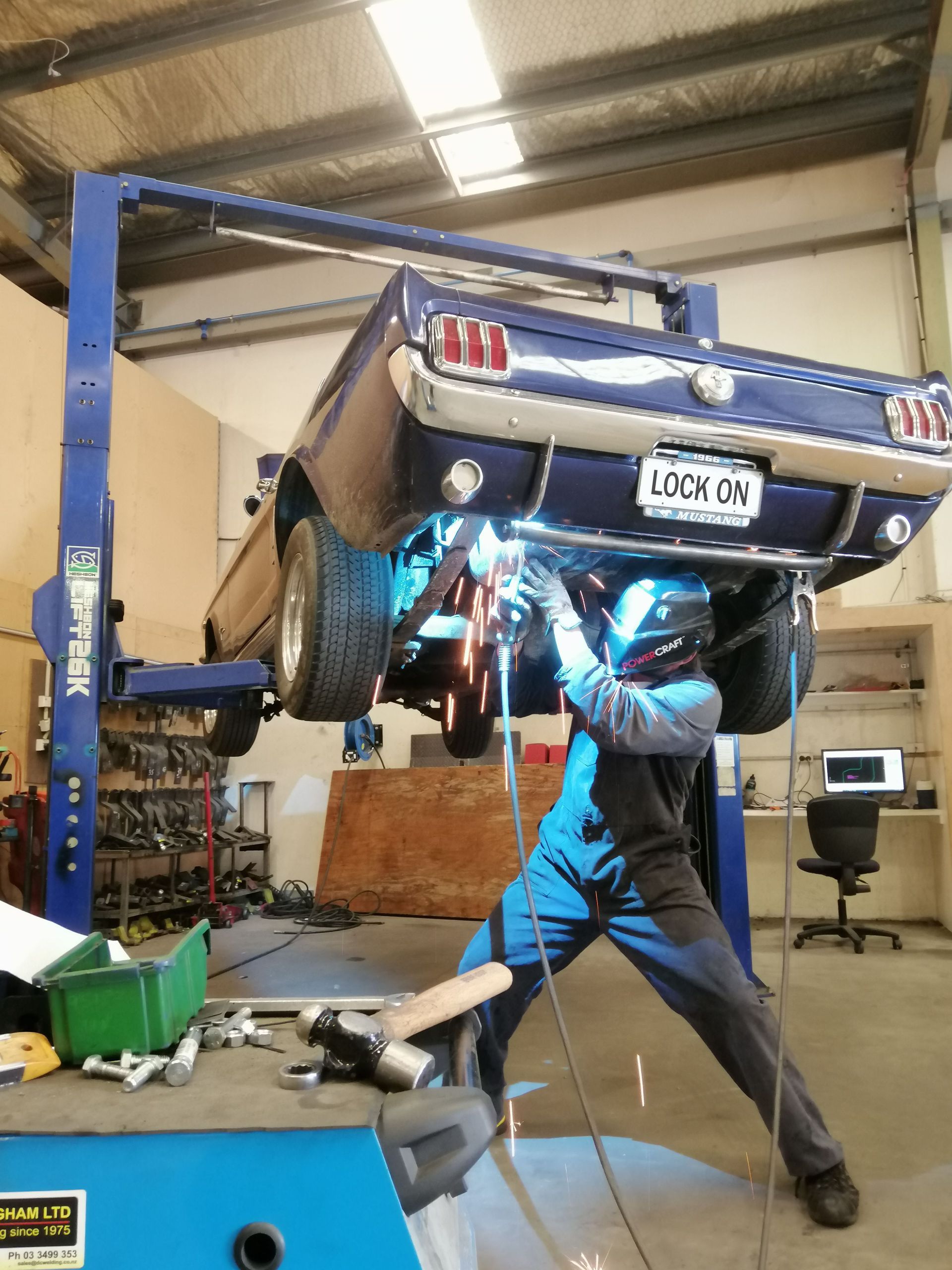 Truck + Heavy Vehicle Towbars