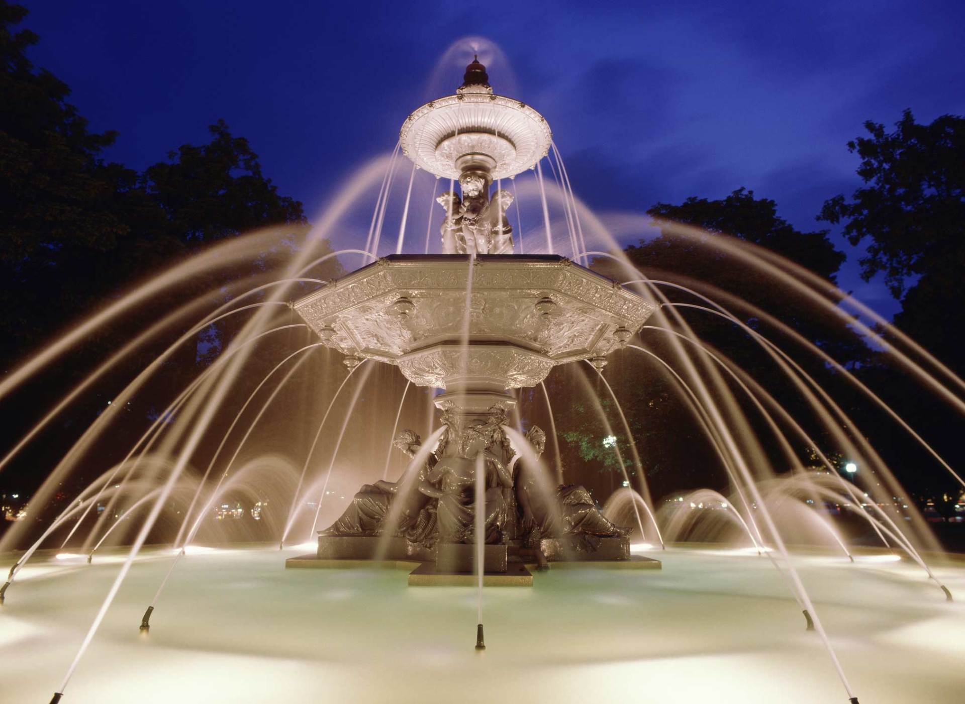 Fountain flowing with water — Water Fountain Design in Lexington KY