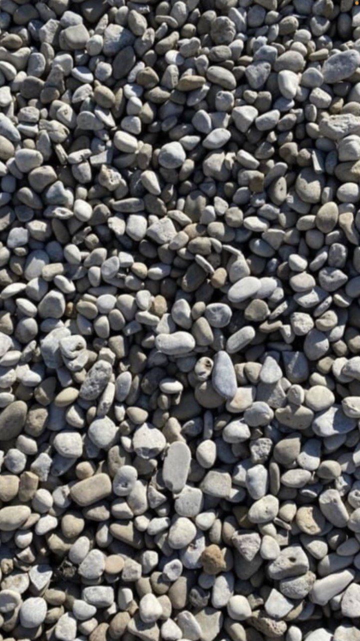 Gravel Lexington, KY Diamond Pond / Kentucky Garden and Fountain