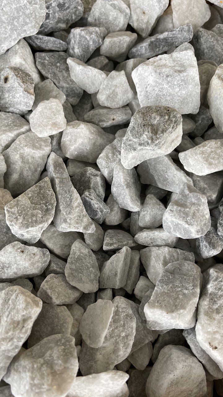 Gravel Lexington, KY Diamond Pond / Kentucky Garden and Fountain