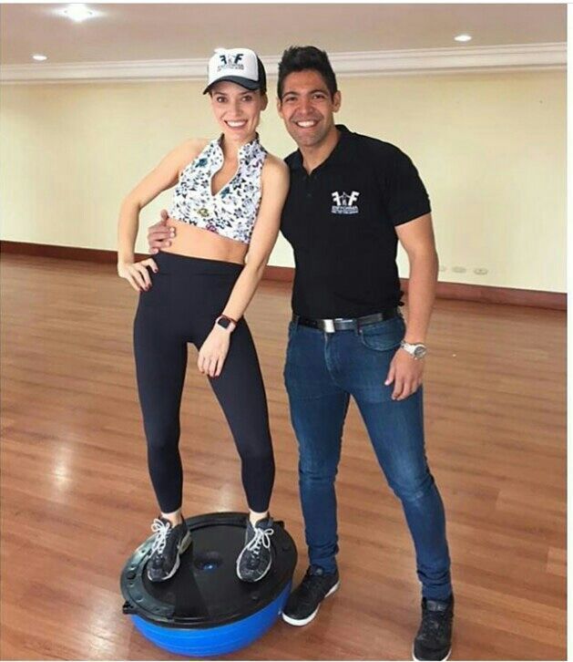 carolina acevedo entrenado con su coach personalizado a domicilio en bogota
