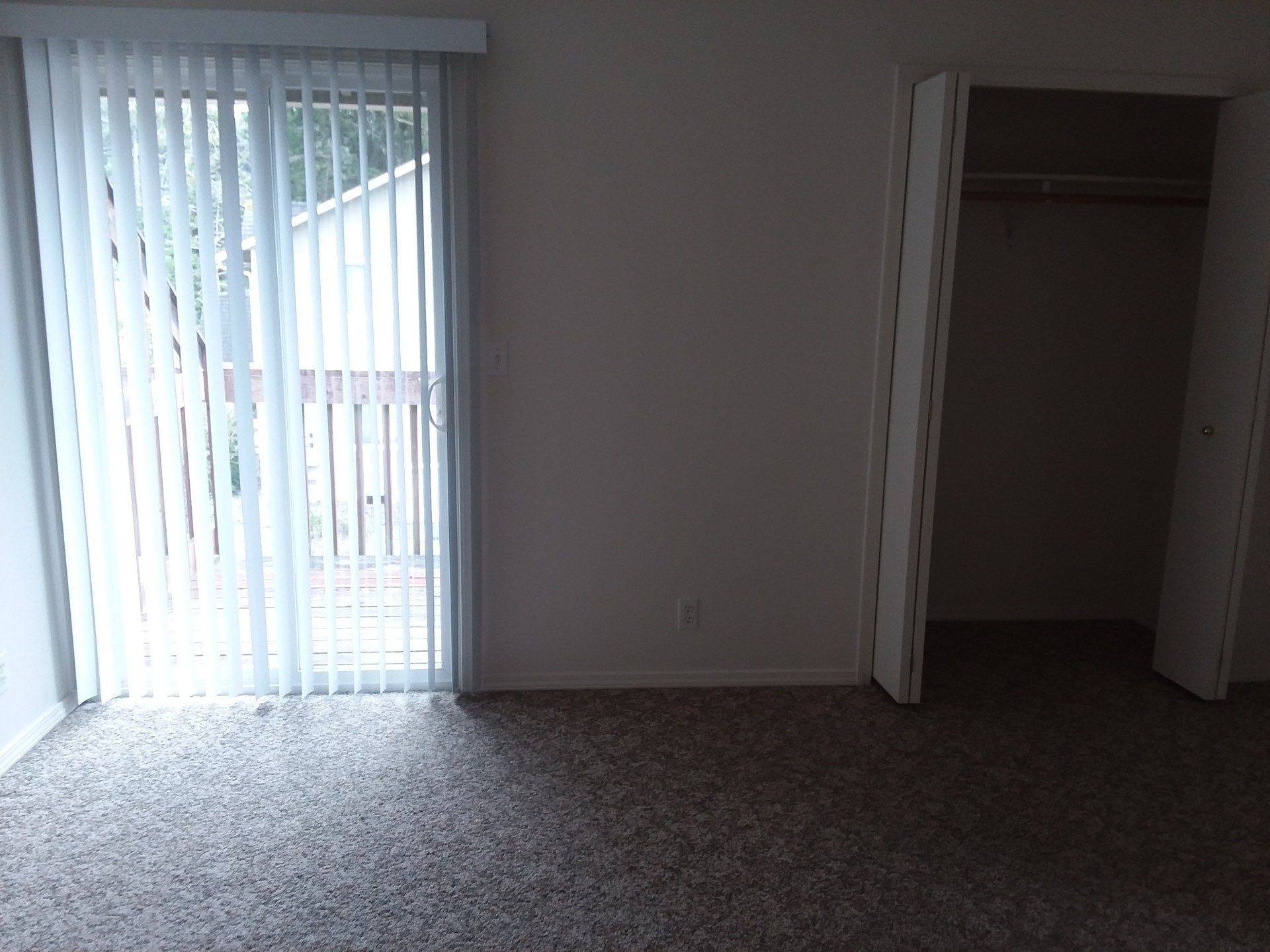 Azalea West bedroom gallery