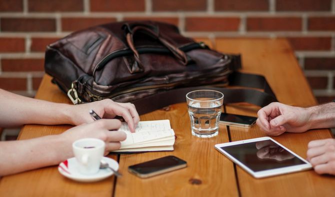 Who & how I help - meeting