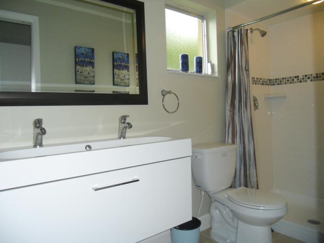 Restroom - plumbing services in Cape Coral, FL