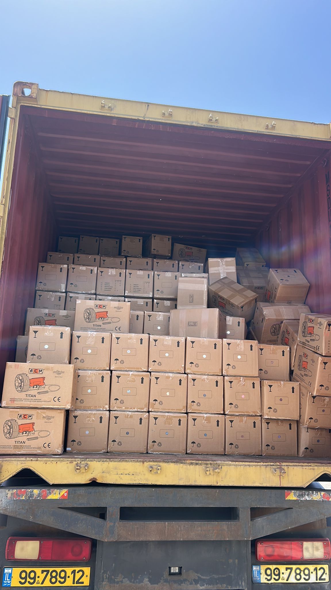 תריסים לחניות