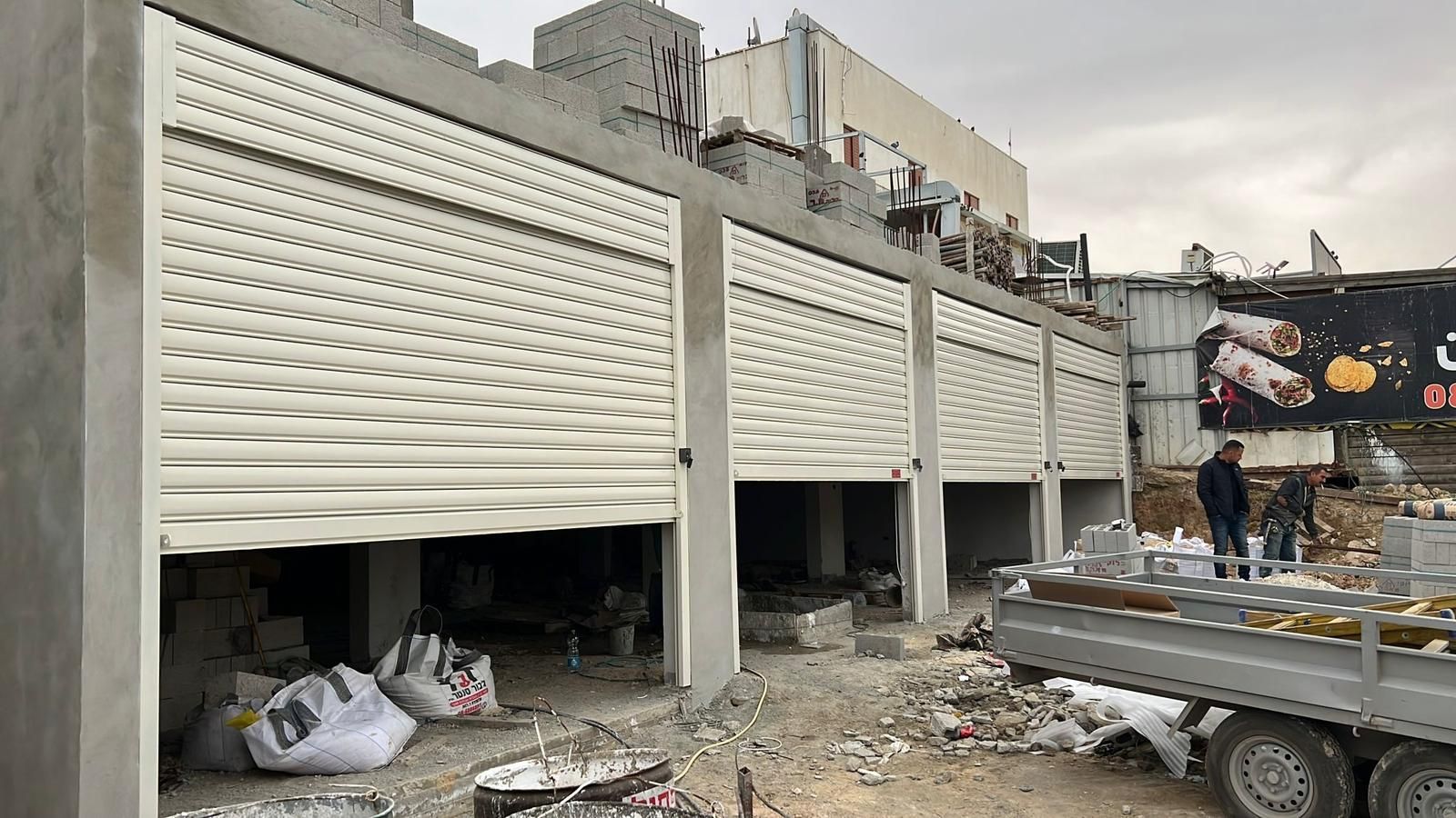 תריסים למוסכים