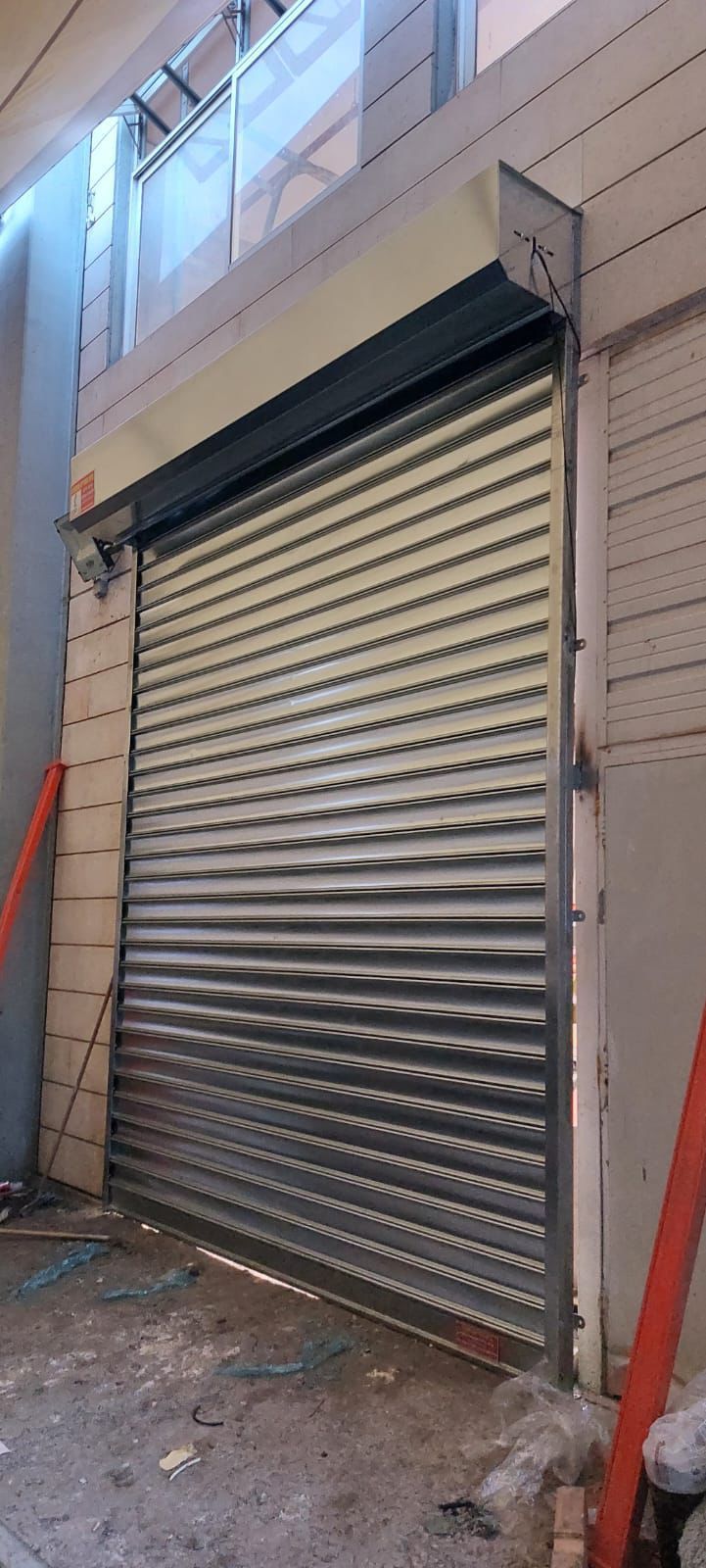 תריסים לעסק מגולבן