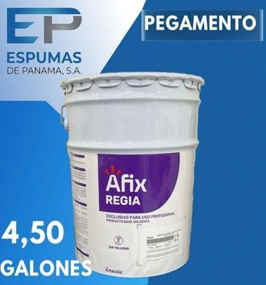 Balde de pintura blanca con cola 